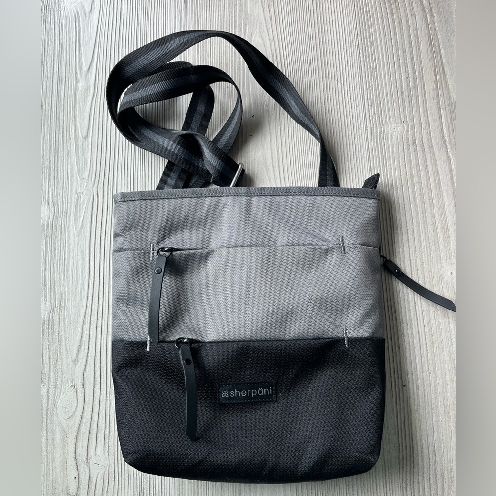 Sherpani Sadie Bag